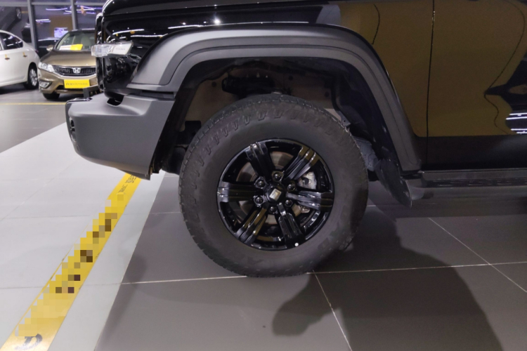 坦克300 2021款 越野版 2.0T 征服者车身外观6007