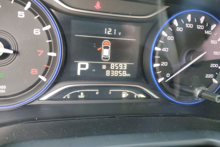 广汽传祺 传祺GS3 2017款 150N 自动精英版中控内饰15