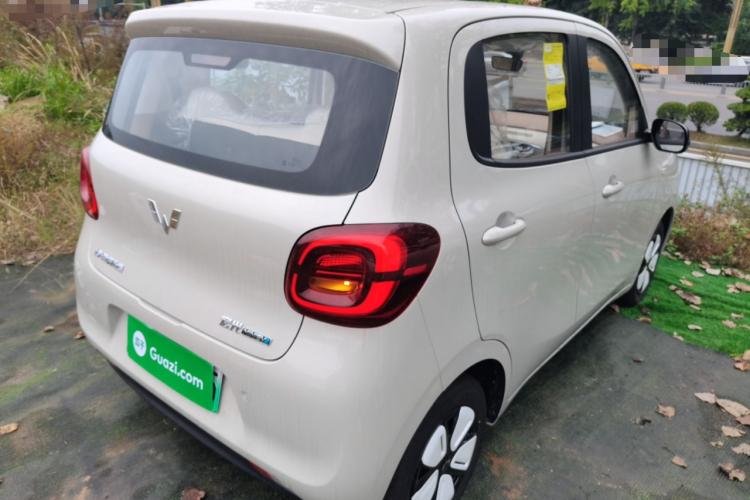 五菱汽车 宏光MINIEV 2025款 四门版 进阶款车身外观7