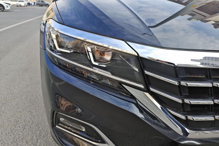 大众 帕萨特 2020款 改款 280TSI 商务版 国VI车身外观8