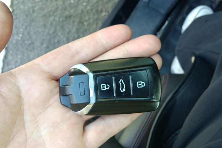 东风风神AX7 2021款 PRO 1.6T 自动智能版中控内饰11