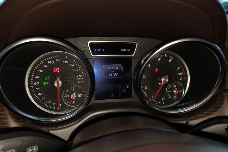 奔驰GLE 2018款 GLE 320 4MATIC 动感型臻藏版中控内饰14