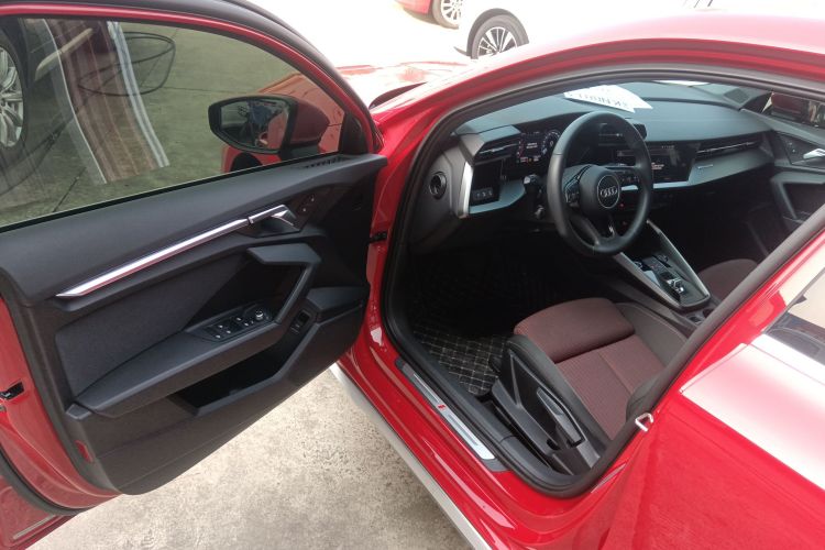 奥迪A3 2022款 Sportback 35 TFSI 进取运动型中控内饰7003