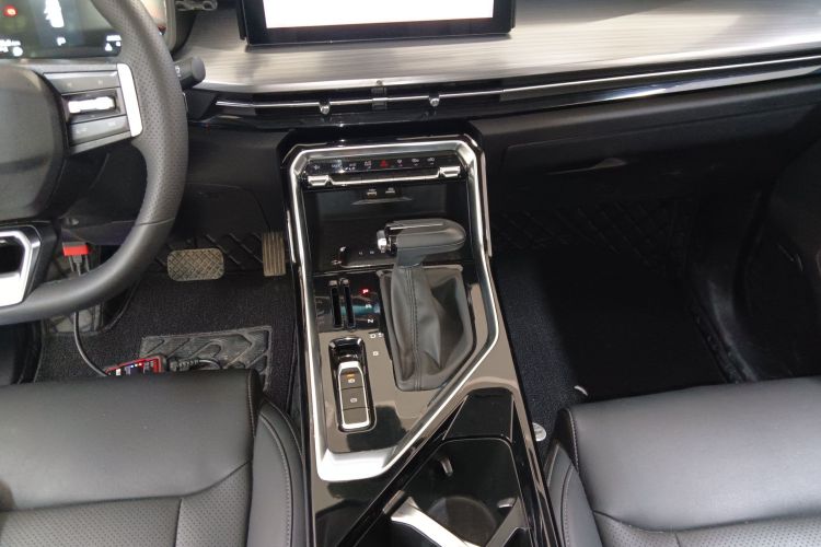 五菱汽车 五菱星辰 2021款 1.5T CVT星辉版中控内饰18