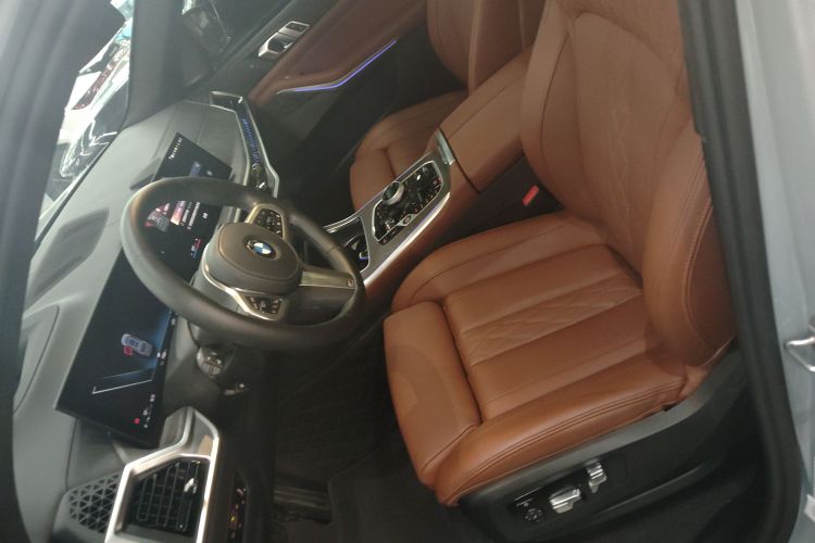 宝马X7 2023款 xDrive40i 尊享型M运动套装局部细节19