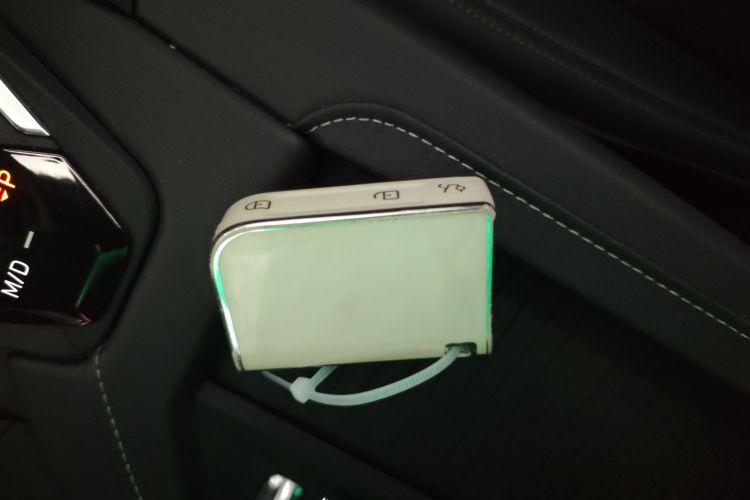 领克06 2023款 Remix 1.5T 劲Pro中控内饰7001