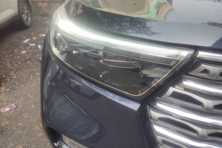 福特 探险者 2020款 EcoBoost 285 四驱钛金版 6座车身外观8