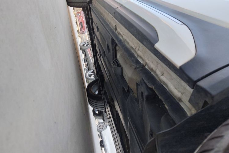 领克01 2017款 2.0T 两驱型版局部细节9002