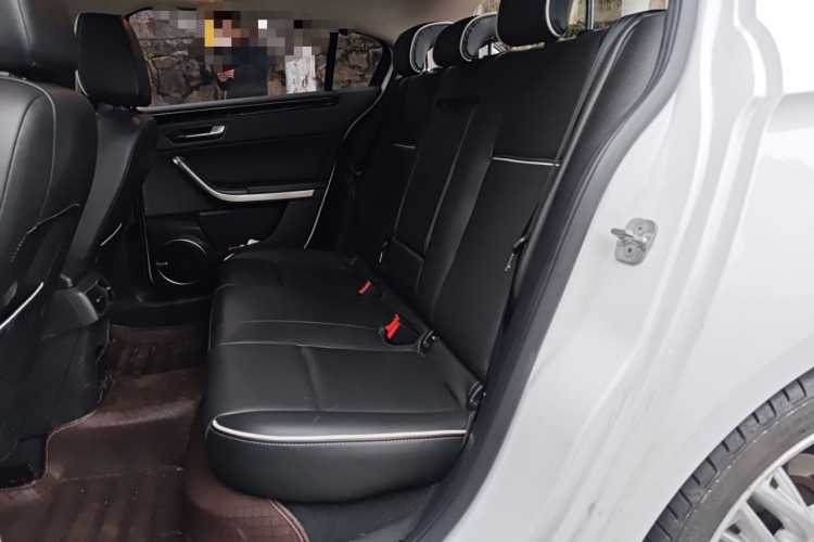 观致3 2016款 两厢 1.6T 自动致臻型中控内饰21