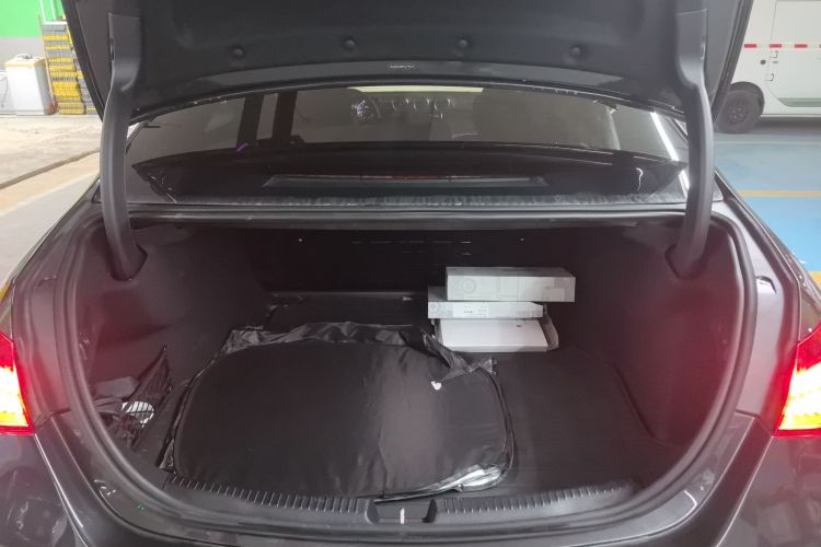 奔驰C级 2023款 改款 C 260 L 运动版局部细节23