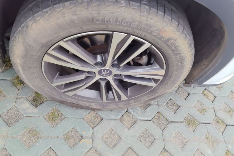 比亚迪 宋Pro 2019款 1.5T 自动豪华型车身外观10