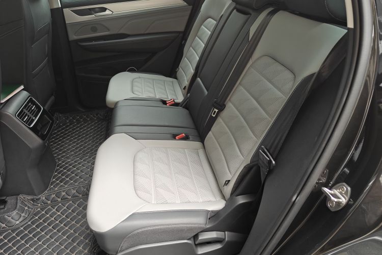 大众 揽巡 2024款 330TSI 豪华巡逸版中控内饰7004