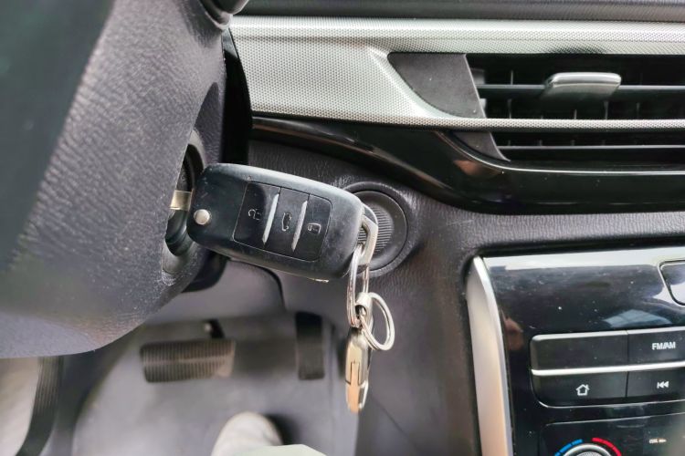 长安凯程 长安欧尚A600EV 2021款 EV中控内饰7001