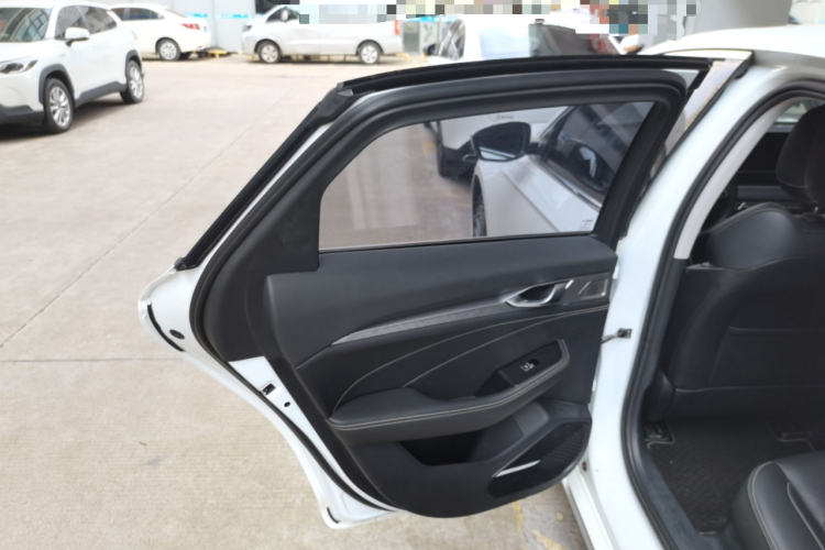 吉利汽车 星瑞 2021款 2.0TD 豪华+型中控内饰7008