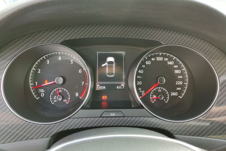 大众 高尔夫·嘉旅 2018款 280TSI 自动豪华型局部细节14