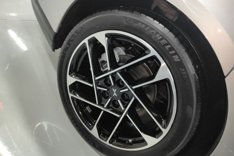 小鹏P7+ 2024款 超长续航 Max车身外观6008