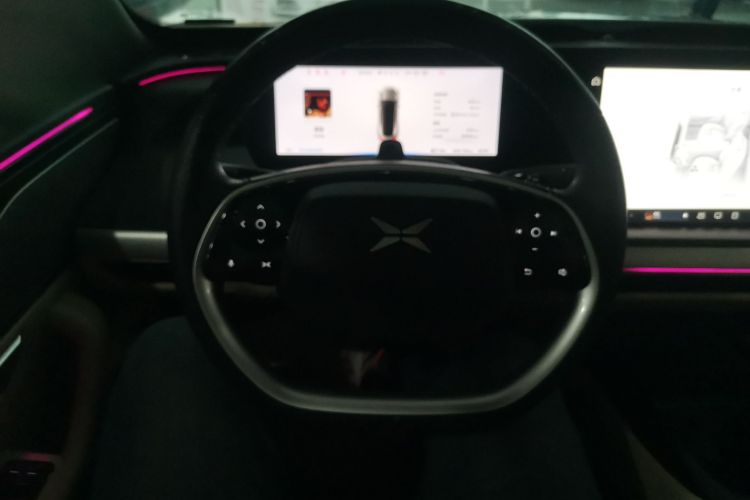 小鹏P7 2022款 480E+中控内饰13