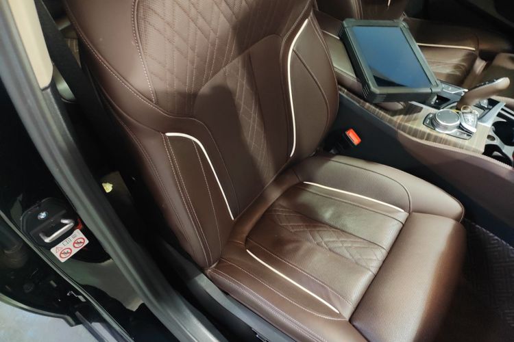 宝马5系新能源 2019款 改款 530Le 先锋版局部细节41