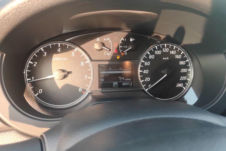 日产 骐达TIIDA 2021款 1.6L CVT酷动版中控内饰14