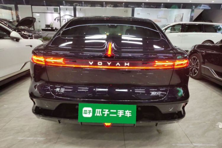 岚图汽车 岚图追光 2024款 PHEV 四驱超长续航旗舰版车身外观6