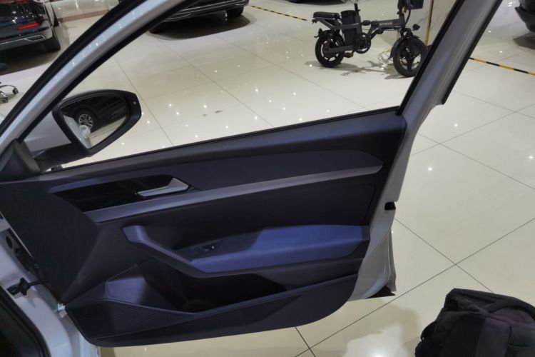 大众 朗逸 2023款 1.5L 自动得逸版中控内饰42