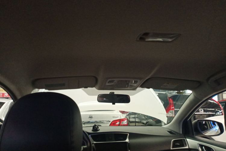 日产 轩逸 2021款 经典 1.6XL CVT豪华版中控内饰22