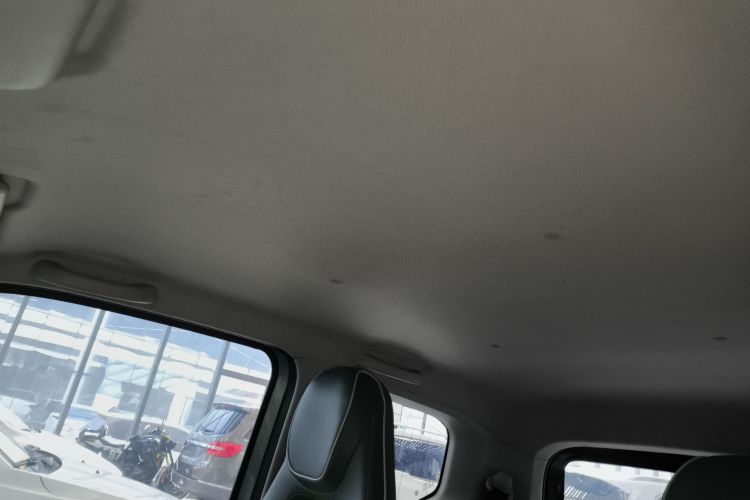 五菱汽车 宏光MINIEV 2022款 GAMEBOY 300km 玩咖款 磷酸铁锂中控内饰22