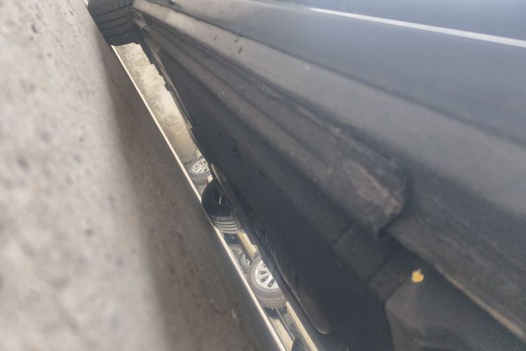 奥迪A4L 2013款 35 TFSI 自动舒适型局部细节9001