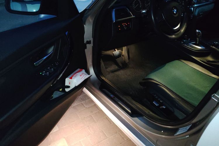 宝马3系 2017款 320Li xDrive 时尚型中控内饰20