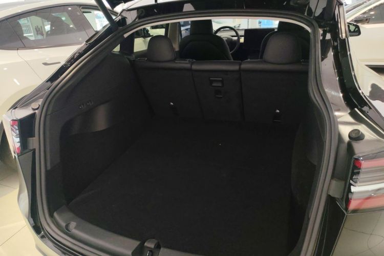 特斯拉 Model Y 2022款 改款 后轮驱动版机舱底盘23