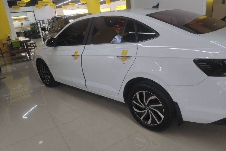 大众 朗逸 2023款 新锐 1.5L 自动新愿版车身外观4