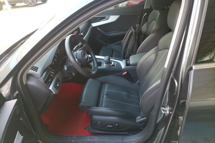 奥迪A4L 2020款 40 TFSI 豪华动感型中控内饰19