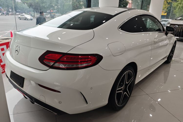奔驰C级(进口)  C 260 轿跑车车身外观6005