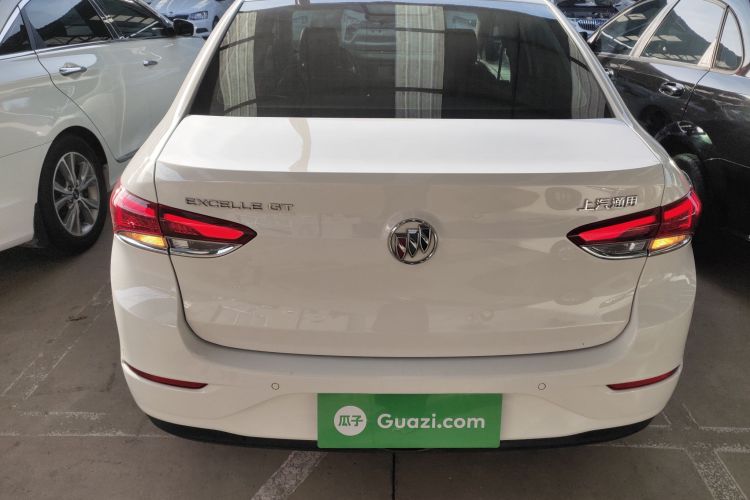 别克 英朗 2021款 改款 典范 1.5L 自动精英型车身外观6