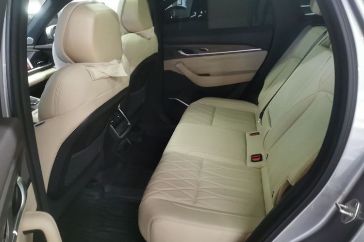 吉利汽车 星越L 2025款 东方曜 2.0TD 自动揽星版中控内饰21