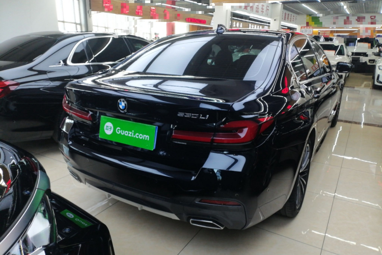 宝马5系 2021款 530Li xDrive M运动套装车身外观6