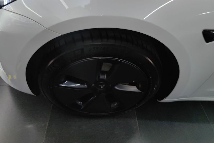 特斯拉 Model 3 2022款 后轮驱动版车身外观6007