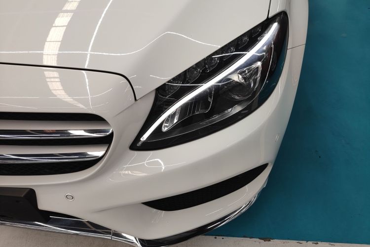 奔驰C级 2017款 改款 C 200 L 运动版局部细节36