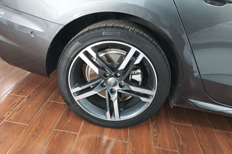 奥迪A4L 2020款 40 TFSI 豪华动感型车身外观6008