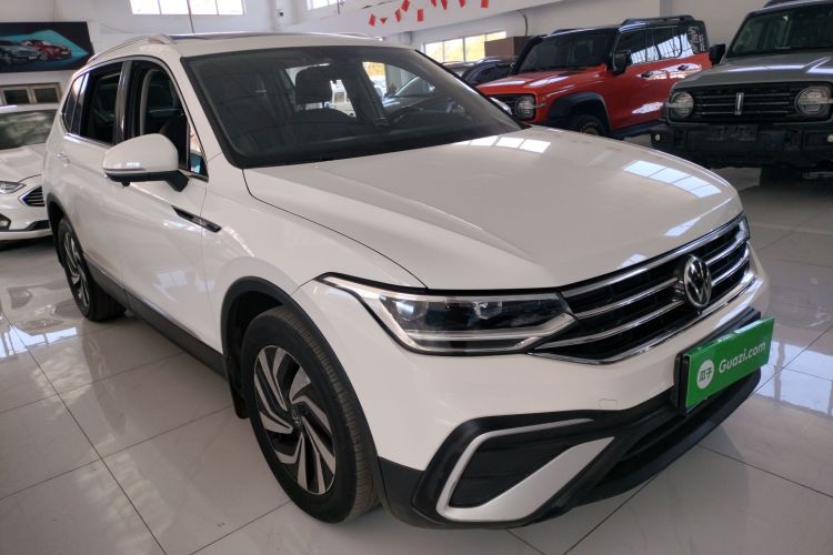 大众 途观L 2022款 330TSI 自动两驱智享版车身外观3