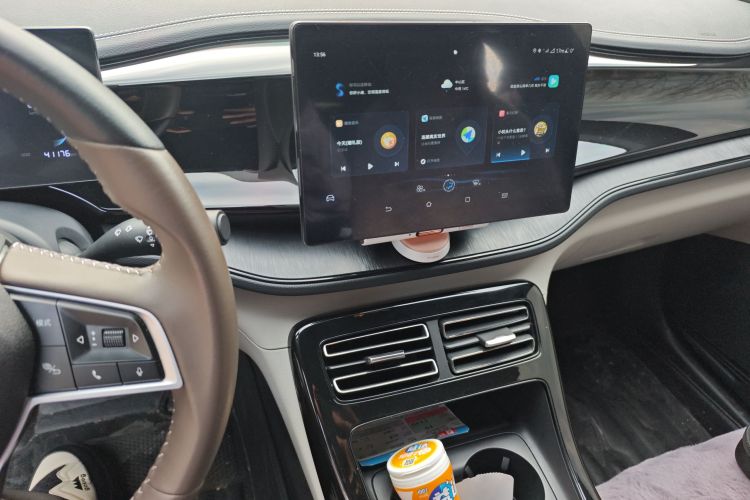 比亚迪 秦PLUS 2023款 冠军版 DM-i 55KM领先型中控内饰16