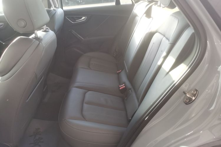 奥迪Q2L 2024款 35TFSI 时尚致雅型中控内饰7004