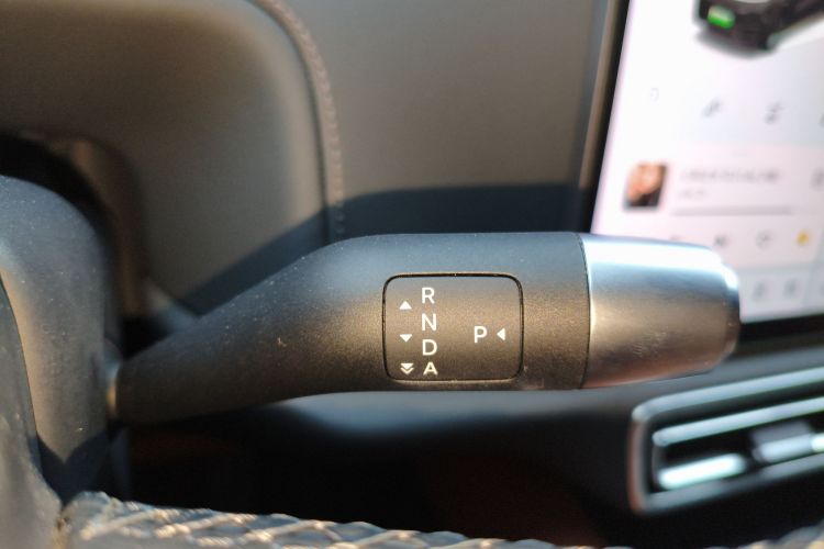 理想汽车 理想L8 2024款 Max局部细节18