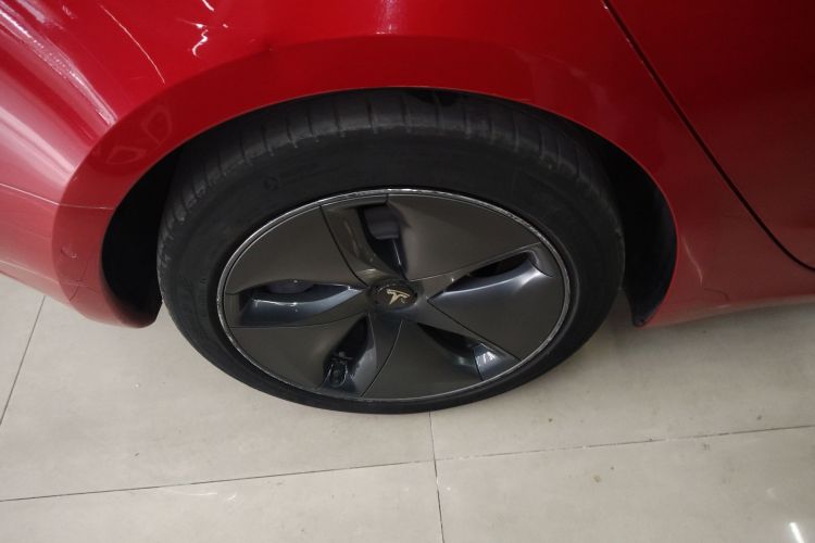 特斯拉 Model 3 2020款 标准续航后驱升级版车身外观6008