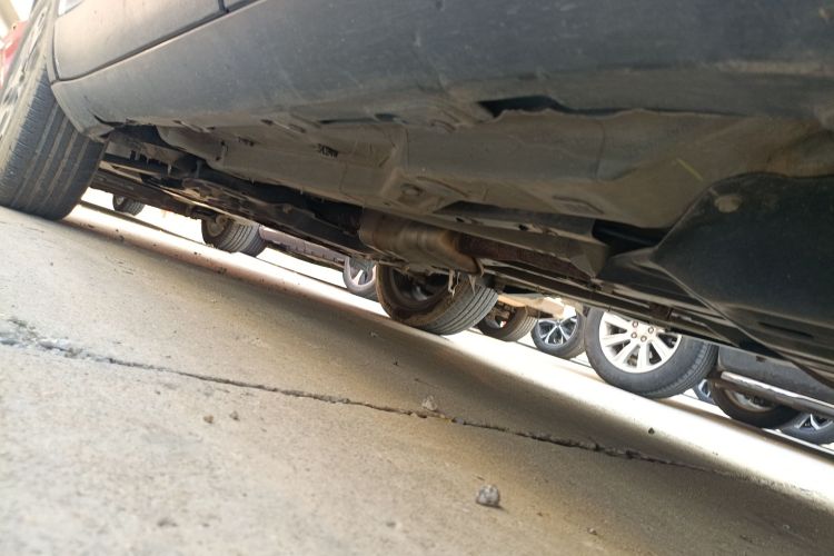 Jeep 自由侠 2016款 2.0L 自动四驱75周年致敬版局部细节9003