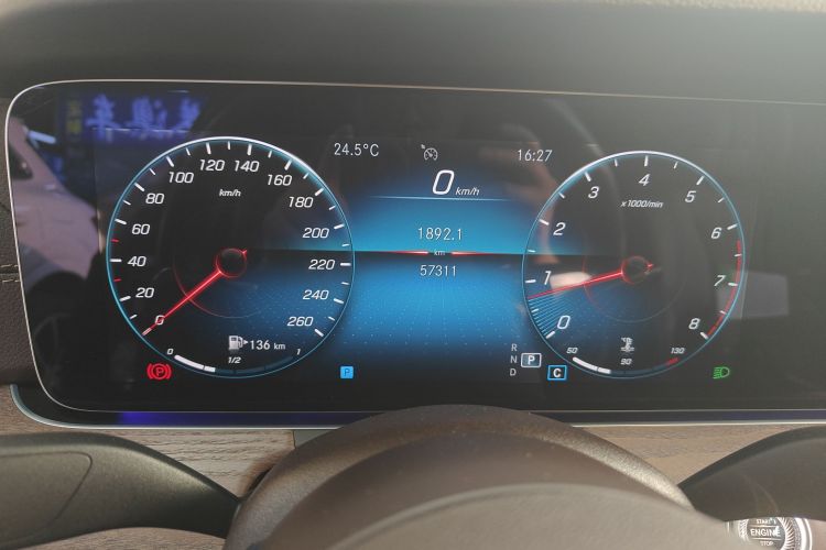 奔驰E级 2021款 改款 E 300 L 豪华型中控内饰14