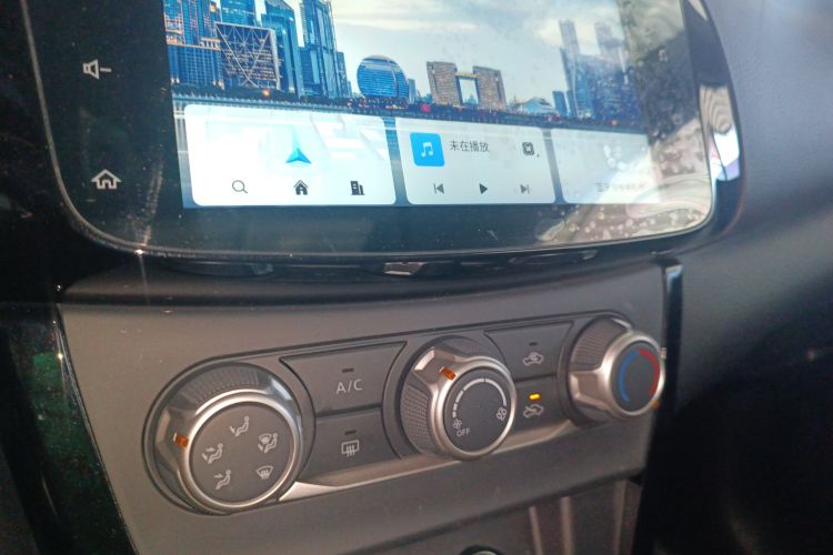 日产 轩逸 2022款 改款 经典 1.6XL CVT豪华版中控内饰16