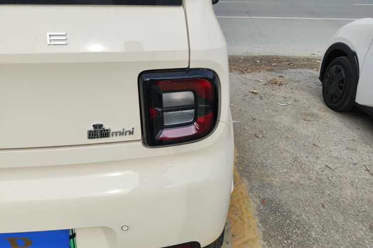 吉利银河 熊猫 2025款 210km 元气熊车身外观6006