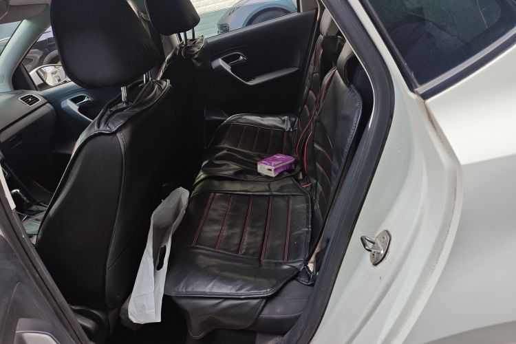 大众 Polo 2016款 1.6L 自动舒适型中控内饰7004