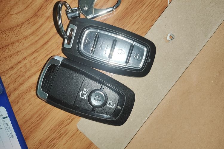 福特 锐界 2021款 改款 PLUS EcoBoost 245 两驱豪锐型 7座中控内饰11